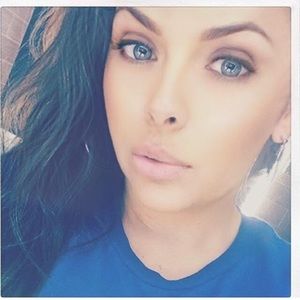 Meet your Posher, Erica